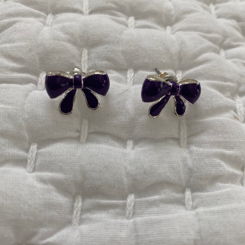 Stella & Dot little girl purple bow earrings